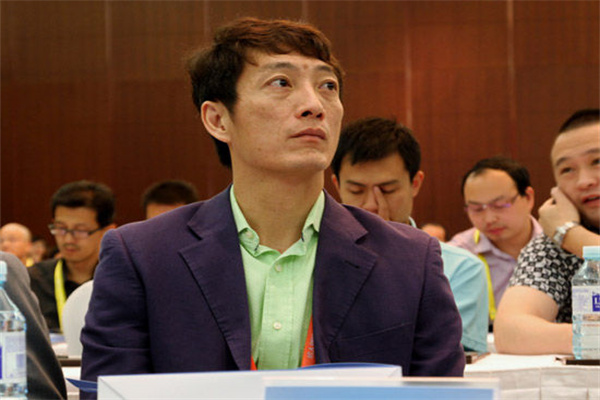东京中央拍卖公布将于5月6日上午起复牌